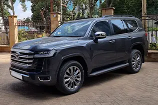 Toyota Land Cruiser Metallic Grey - Avenue Car Hire & Leasing in Nairobi & Mombasa
