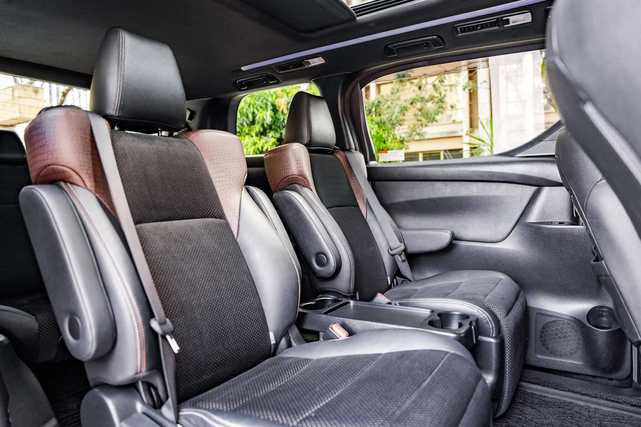 Alphard (2016 - 2018) - 6/ 7 Seater