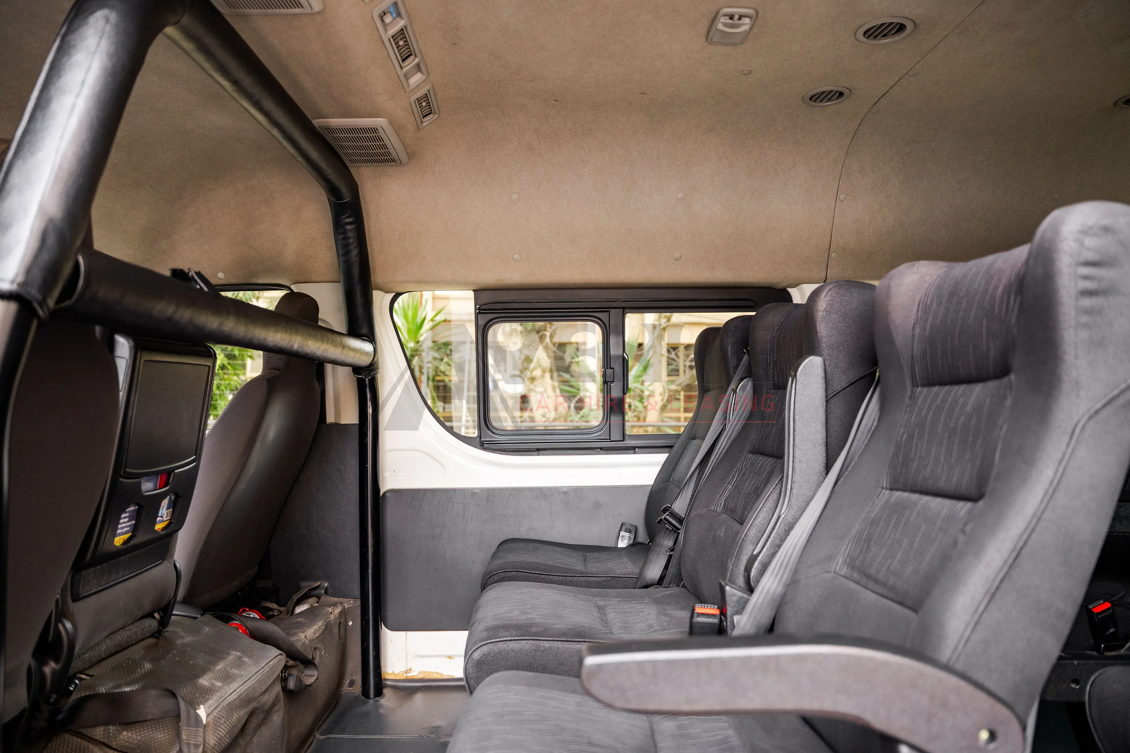 Hiace Mini Bus (2018-2025)