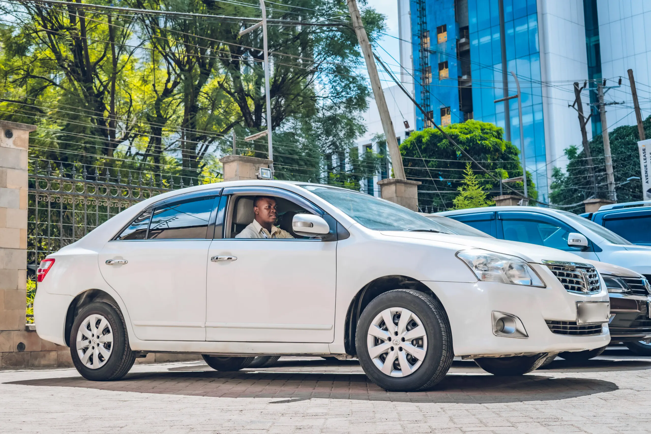 Business Travel with Optimal Car Lease|Avenue Cars-32